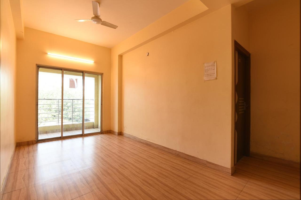 Fabexpress Apollo Kolkata Hotel Exterior photo